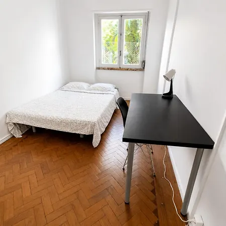 3 Bedroom In Benfica