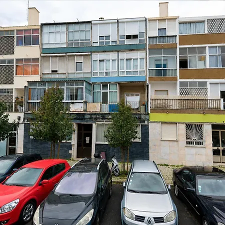 3 Bedroom In Benfica Apartamento *